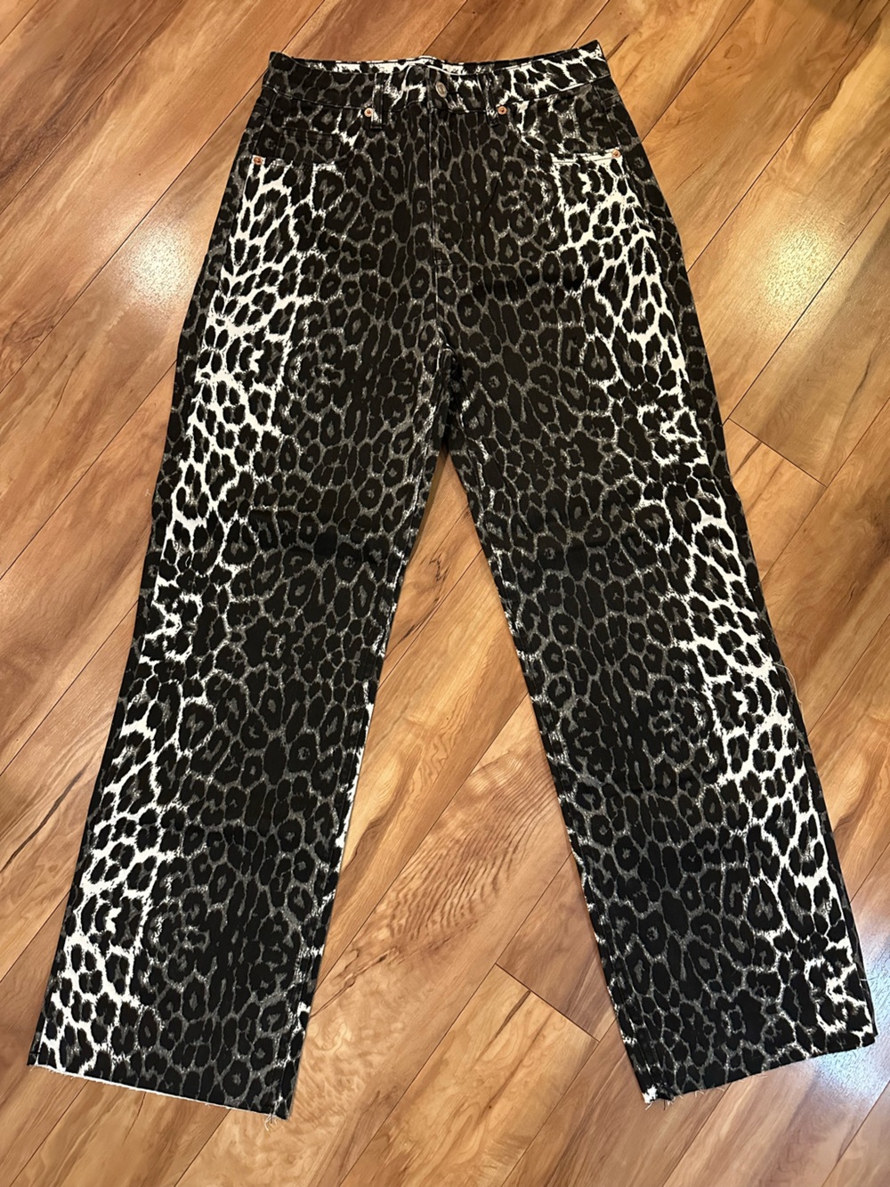 Zara Leopard Print Wide Leg Jeans Size 8 EUR 40 NWOT